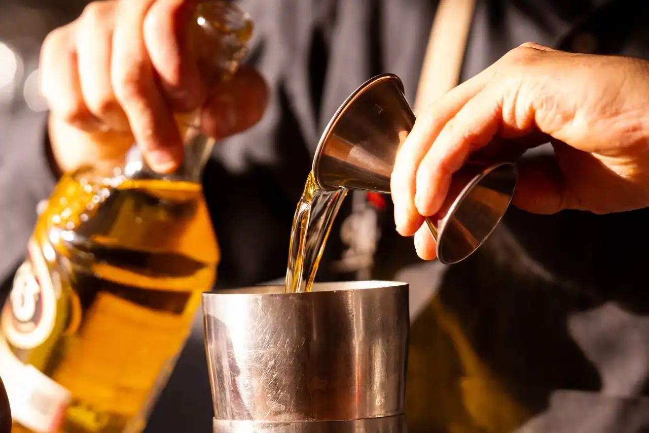 Mr. Alkohol: A rum tisztán és koktélokban is megállja a helyét